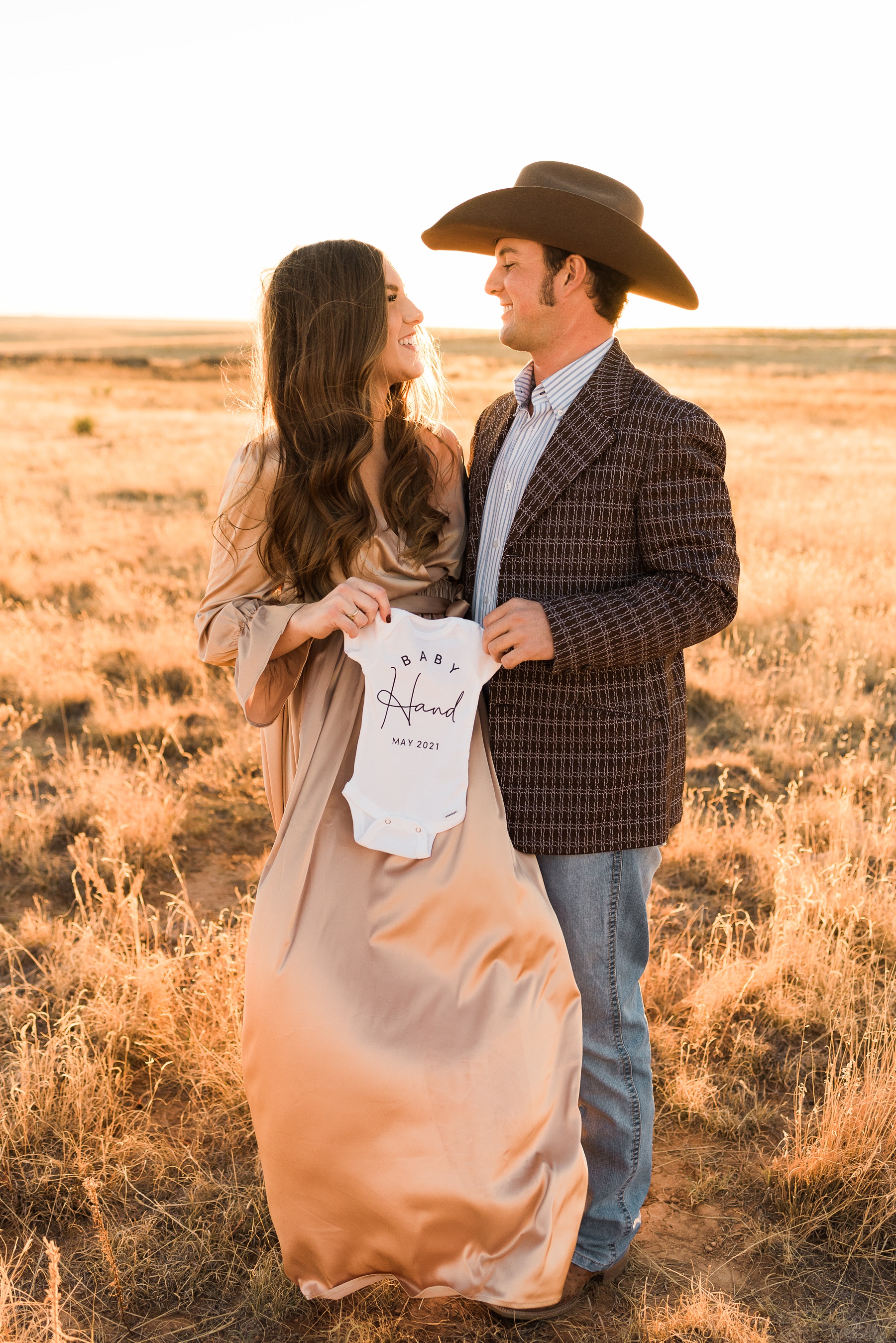 Western Baby Announcement Photo Outfits 