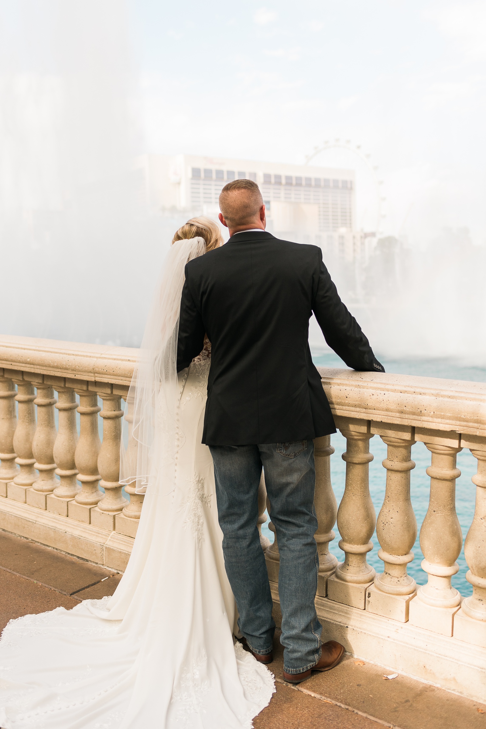 Wedding Photos at Bellagio Fountains Water Show