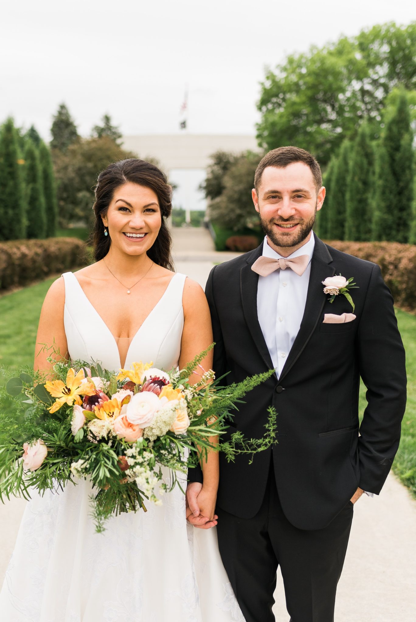 Zoo Wedding at Omaha's Henry Doorly Zoo Skylar Rain Photo