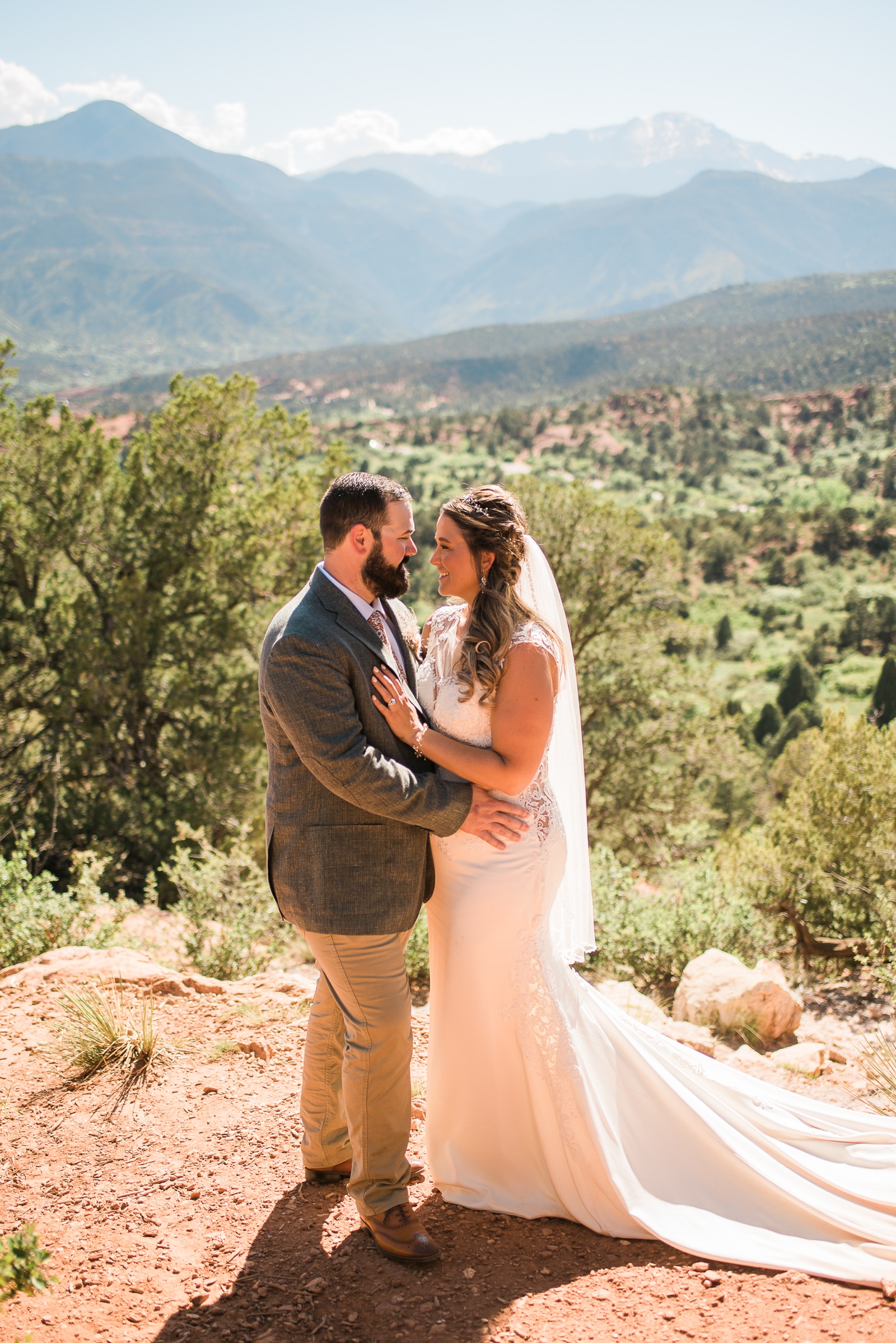 Bride and groom at garden of the gods